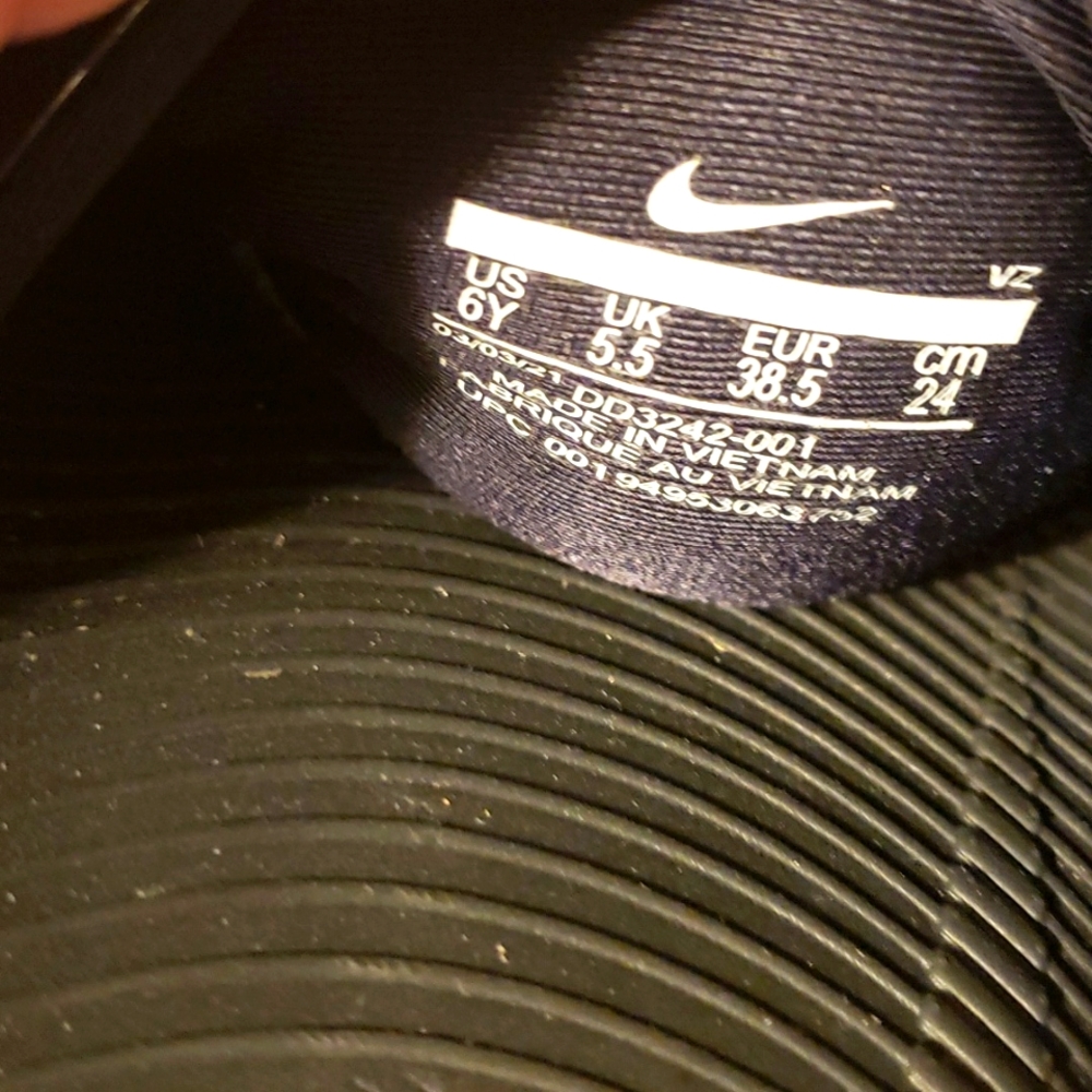 Nike youth sliders